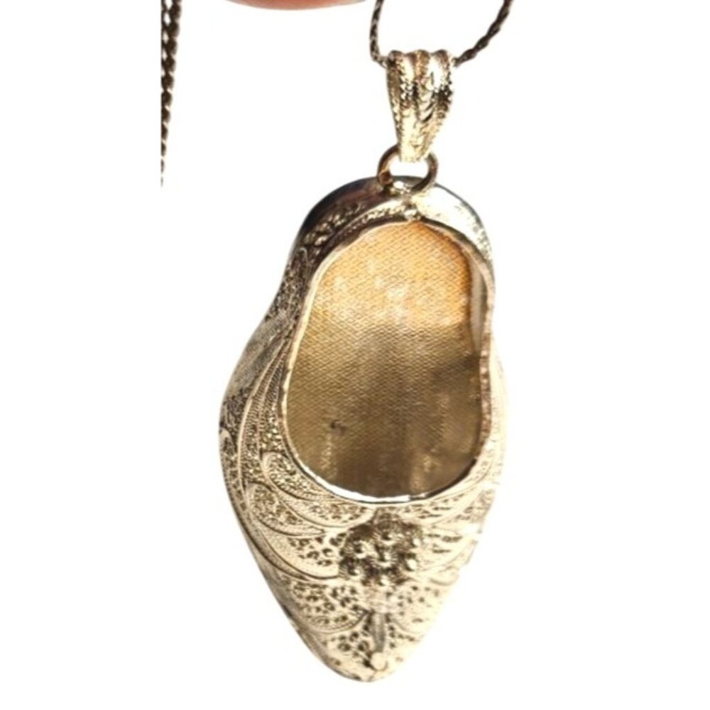 Vintage‎ Necklace Shoe Pendant 2" Sliver-Plated Ornate Filigree